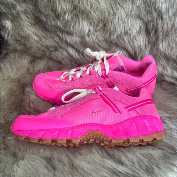 Women's Jacquemus x Nike Humara Pink Flash Sneaker | Women's Size 11 - Picture 6 of 8